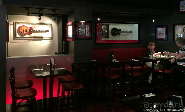 Культовое кафе в Бангкоке