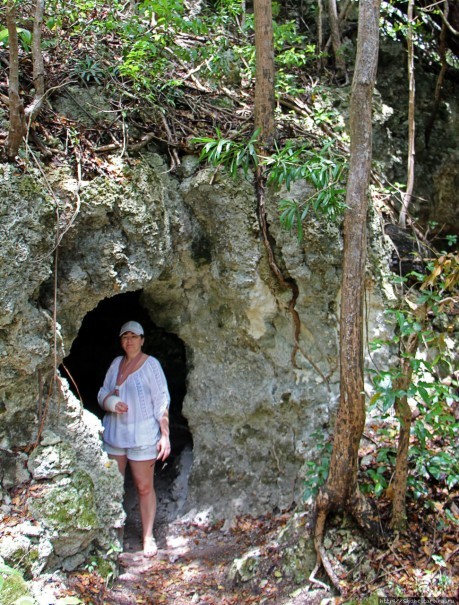А-а, и зеленый... обезьян