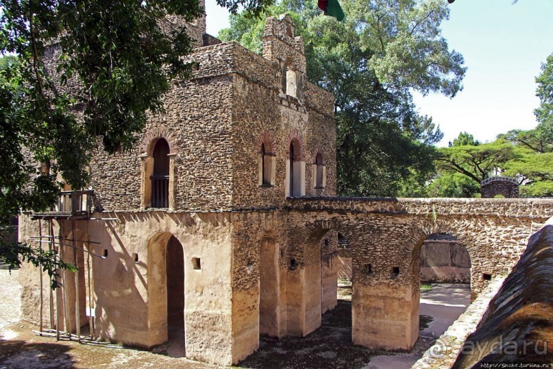 Бани Фасилидаса — королевские купальни правителей Гондера