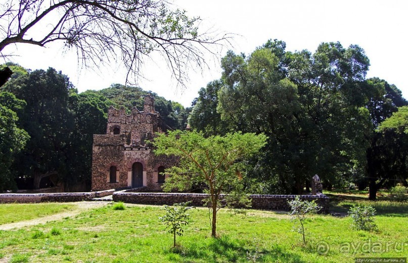 Бани Фасилидаса — королевские купальни правителей Гондера