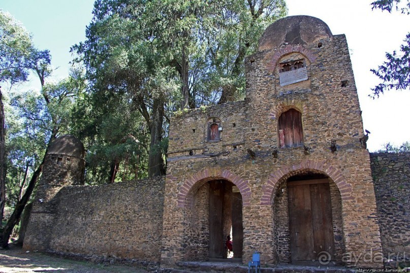 Бани Фасилидаса — королевские купальни правителей Гондера