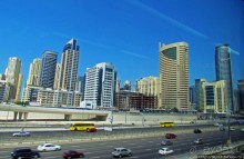 Дубай. На метро вдоль Джумейры