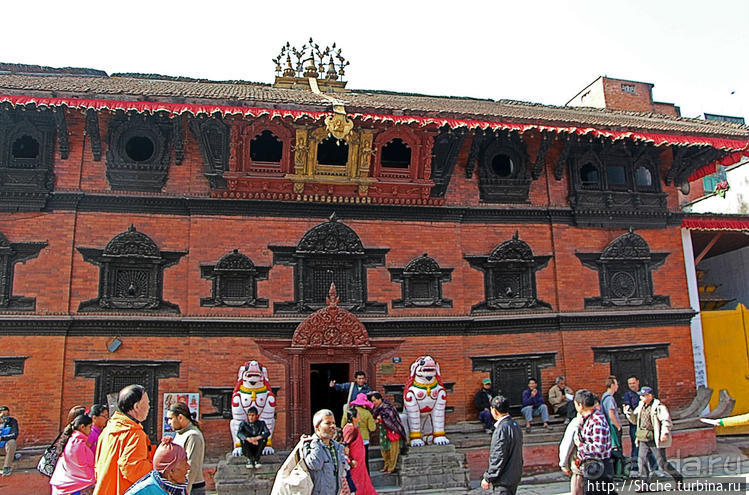 Живая богиня Кумари