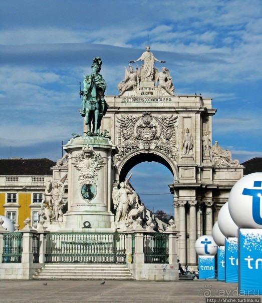 Торговая площадь (Praça do Comércio) — сердце Лиссабона