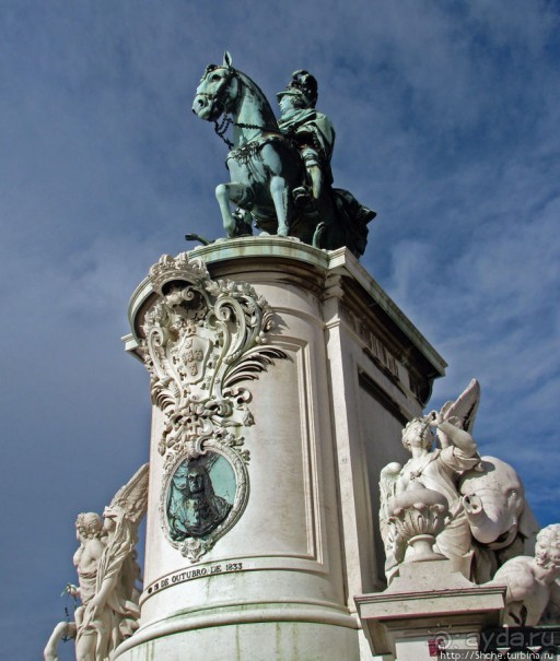Торговая площадь (Praça do Comércio) — сердце Лиссабона