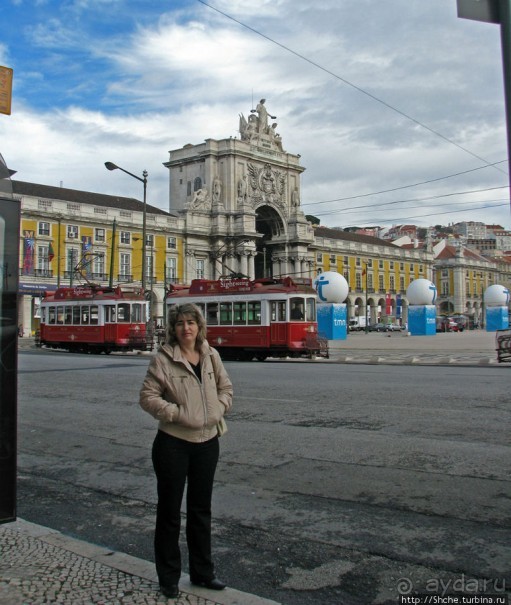 Торговая площадь (Praça do Comércio) — сердце Лиссабона