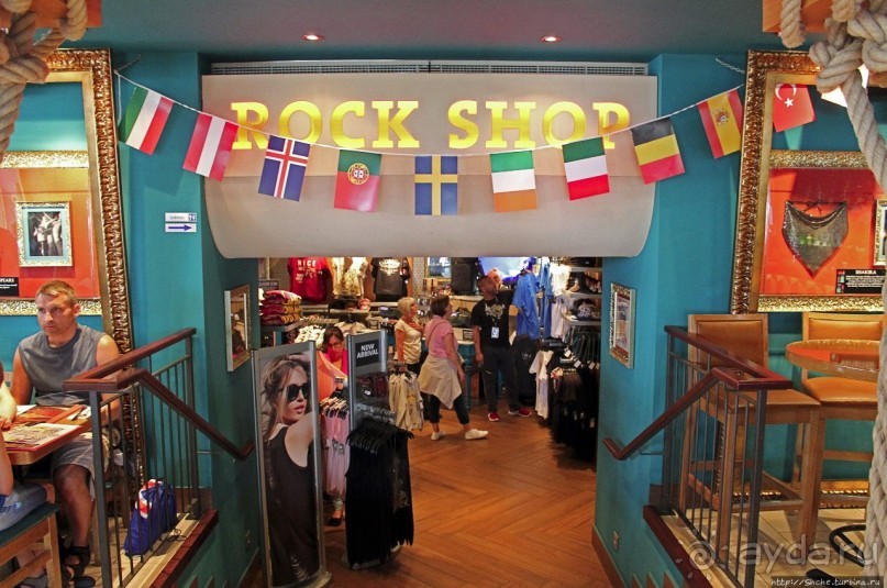 Культовое кафе в Ницце