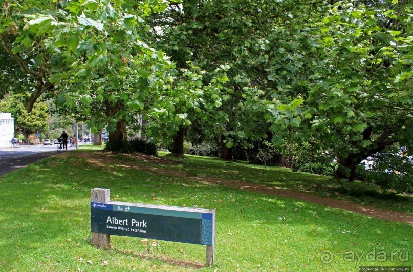 Альберт Парк — на мой вкус, самое интересное место в Окленде