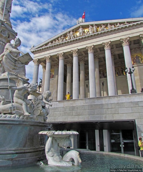 Альбом отзыва "Парламент республики Австрия - целиком и в подробностях"