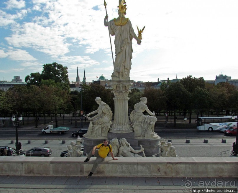 Альбом отзыва "Парламент республики Австрия - целиком и в подробностях"