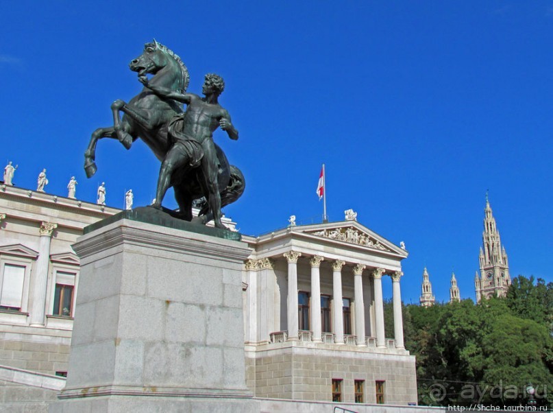 Альбом отзыва "Парламент республики Австрия - целиком и в подробностях"