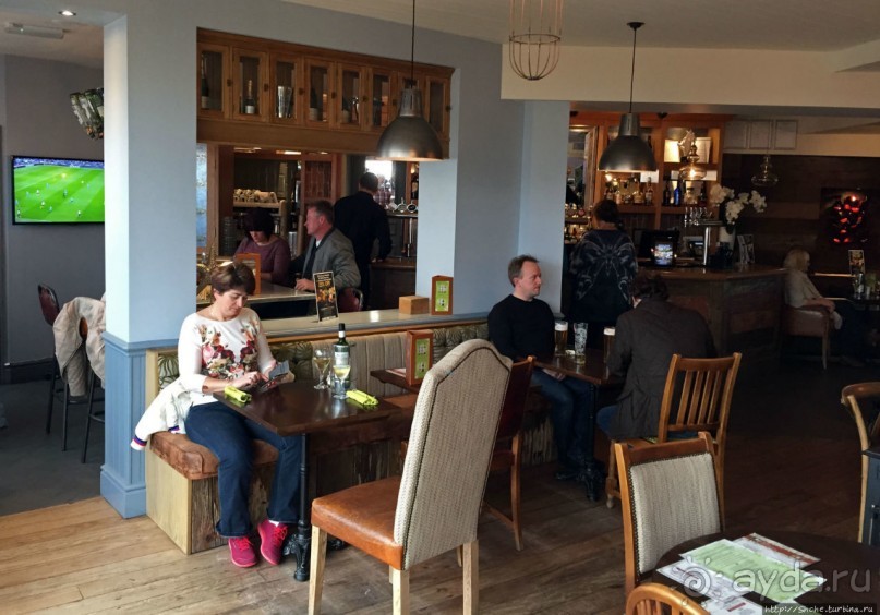 Популярный паб "Белая лошадь"