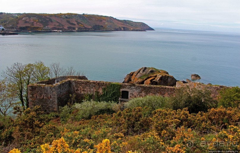 Некогда грозный, ныне гостеприимный форт на севере Джерси