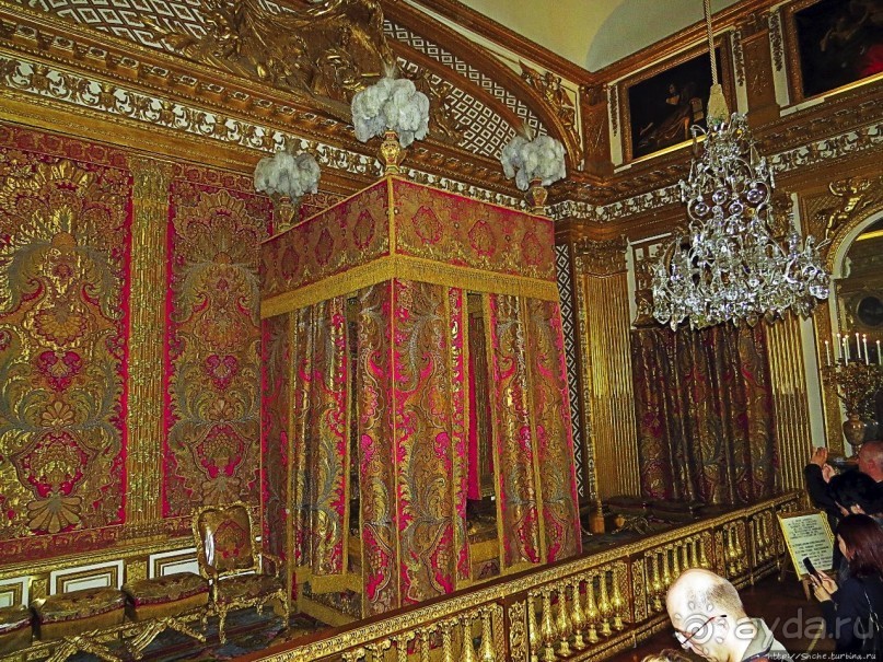 Версальский дворец. Покои королевы и галерея Битв