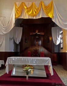 Белоснежный собор, возвышающийся над озером Петен-Ицагва