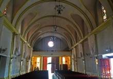 Белоснежный собор, возвышающийся над озером Петен-Ицагва