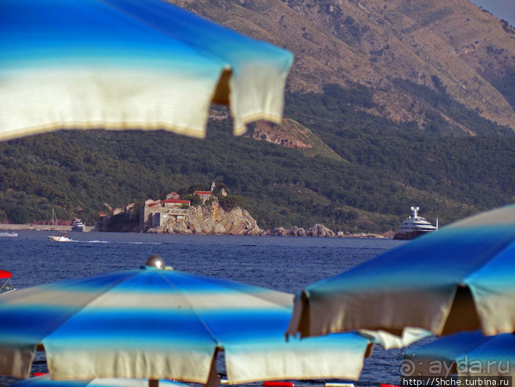 Немного об острове-отеле Святой Стефан