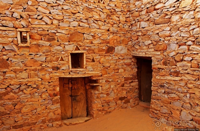 Перекресток пустынных дорог. Ксар Шингетти (ЮНЕСКО №750-002)