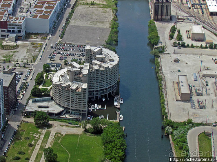 Взгляд на родину небоскребов с ее самого высокого "ребенка"