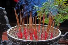 Пагода Чан Куок — место сколь живописное, столь и скорбное