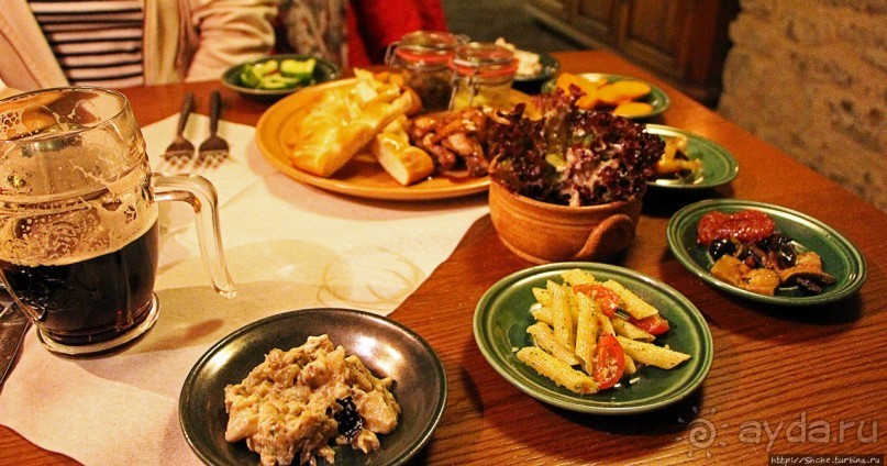 "Гриль", "ресторан", "катакомбы" — что тут добавить?