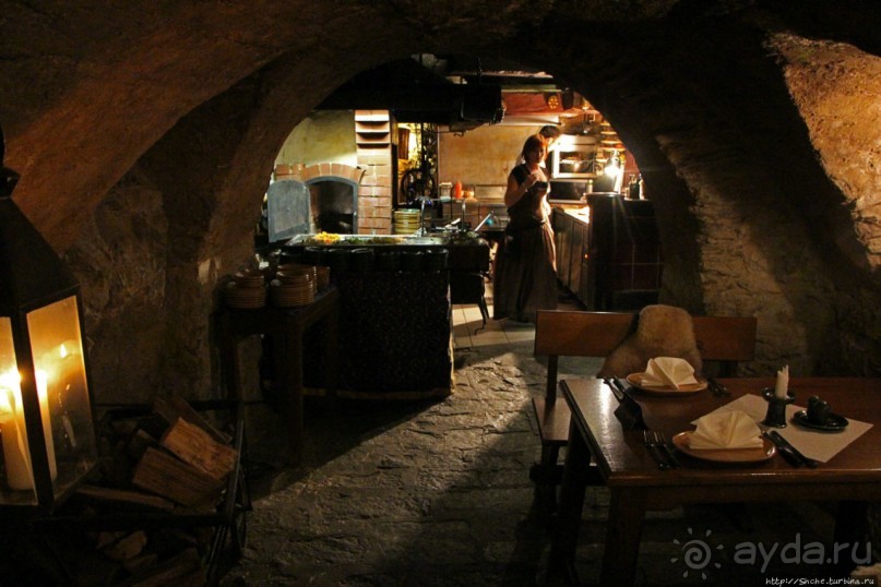 "Гриль", "ресторан", "катакомбы" — что тут добавить?