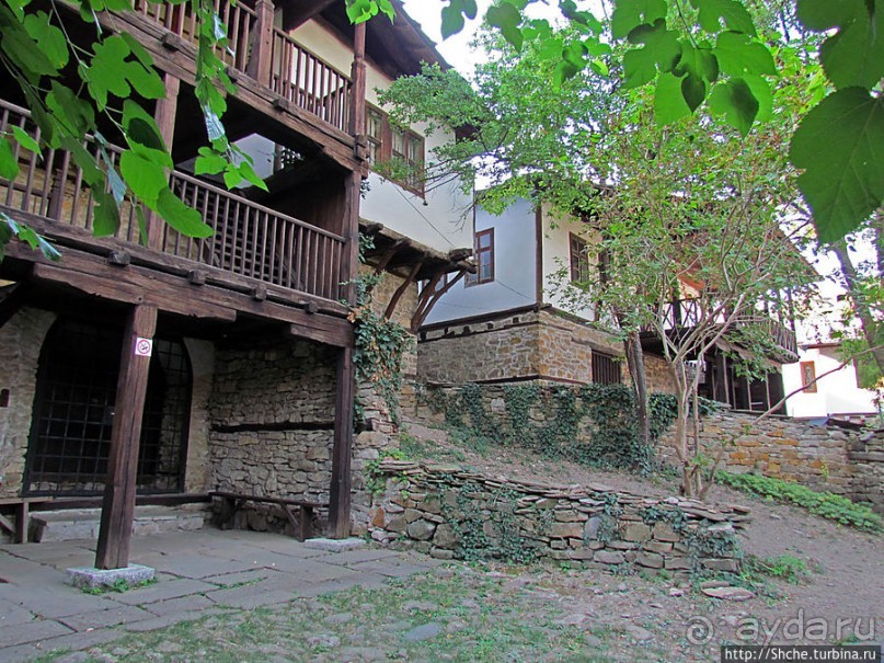 Альбом отзыва "Улочки меж каменных оград. Этнографический комплекс "Вароша""