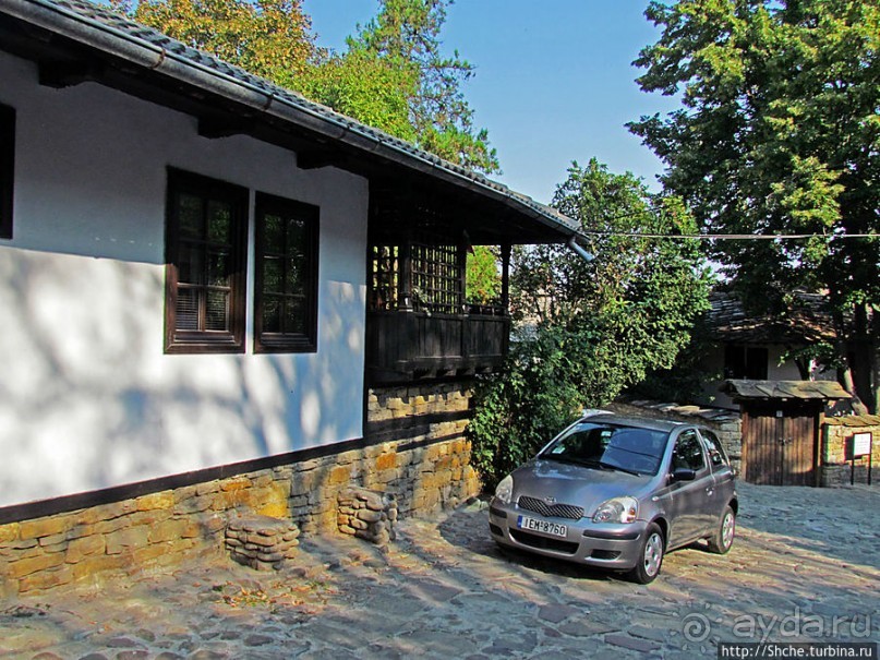 Улочки меж каменных оград. Этнографический комплекс "Вароша"