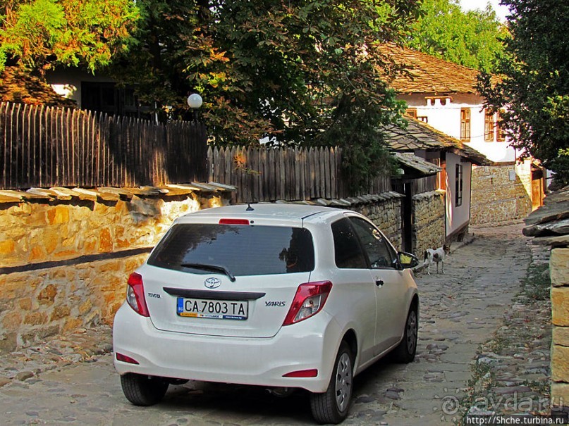 Улочки меж каменных оград. Этнографический комплекс "Вароша"