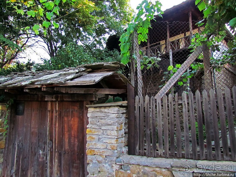 Улочки меж каменных оград. Этнографический комплекс "Вароша"