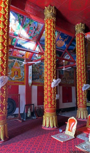 Буддистский монастырь на горе Змея в Хуэйсае