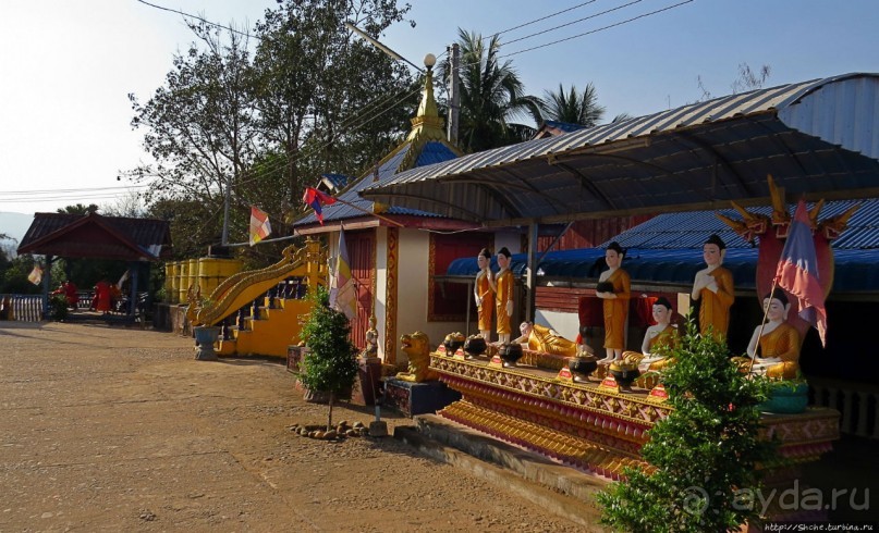 Буддистский монастырь на горе Змея в Хуэйсае