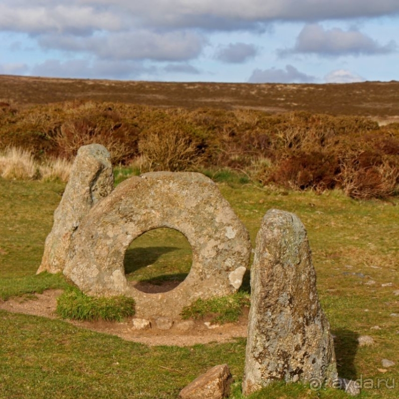 Свидетель лет давно минувших. Mên-an-Tol — камень с дырой