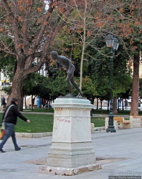 Площадь Синтагма - центр современных Афин