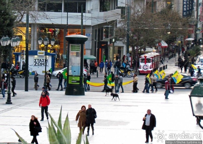 Площадь Синтагма - центр современных Афин