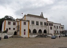 Королевский дворец! Обязан бы соответствовать своему имени