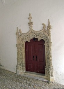 Королевский дворец! Обязан бы соответствовать своему имени