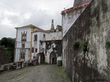 Королевский дворец! Обязан бы соответствовать своему имени