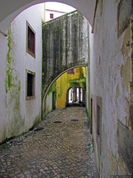 Королевский дворец! Обязан бы соответствовать своему имени