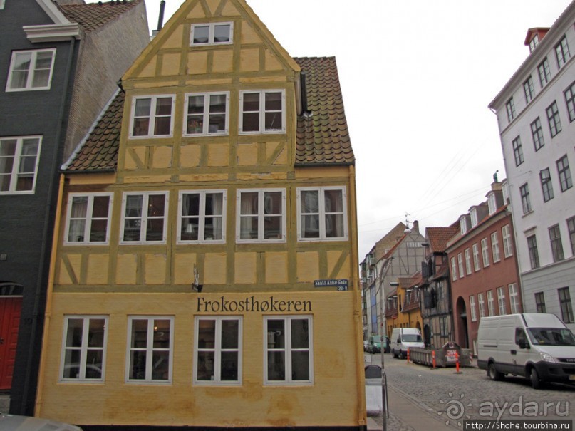 Остров Christianshavn — каналы, церкви, Христиания.