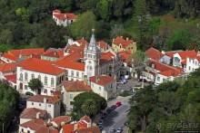 Другие прекрасные здания... на прилегающих горных склонах