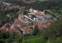 Другие прекрасные здания... на прилегающих горных склонах