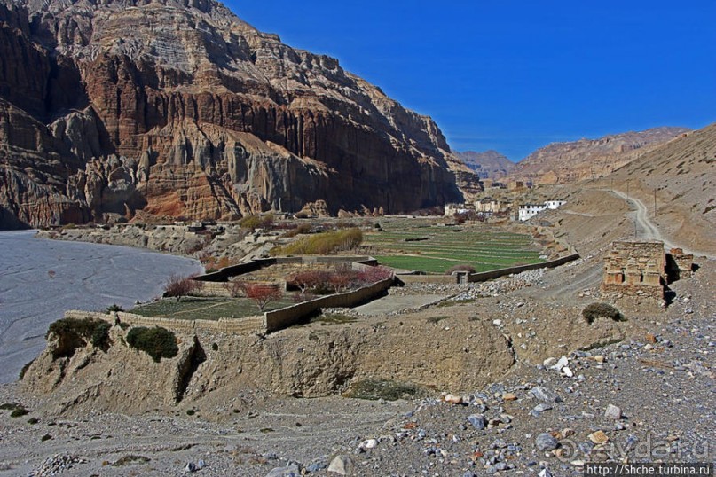 Мустанг, Cchusang — последний город в долине Кали Гандаки