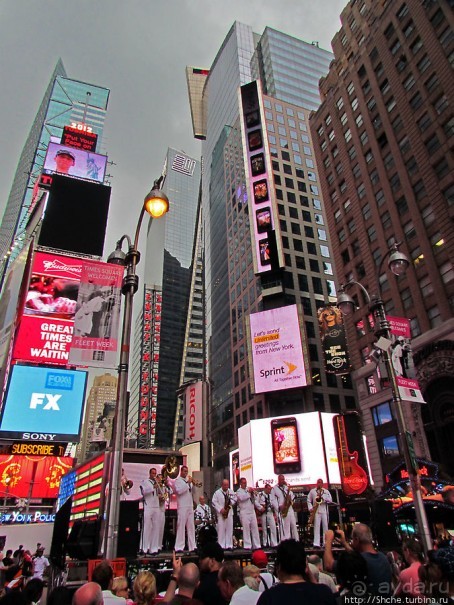 И дождь смывает все следы...