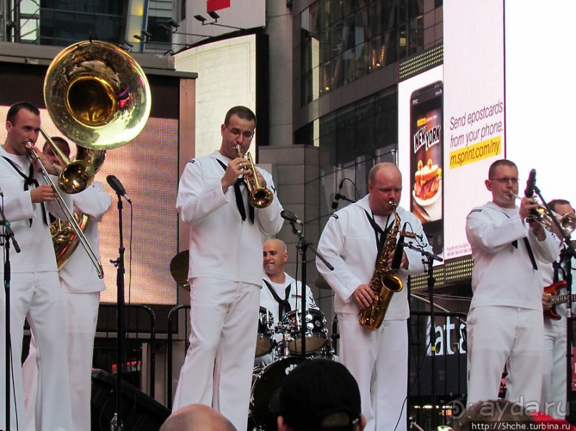 И дождь смывает все следы...