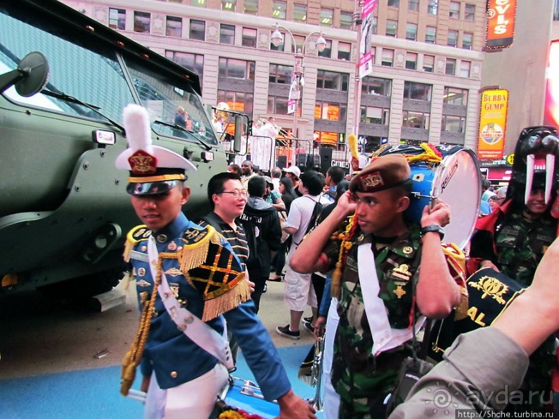 И дождь смывает все следы...