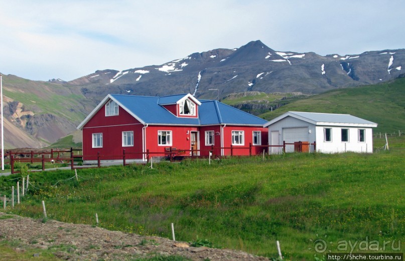 Grundarfjordur - маленький городок "Маленькой Исландии"
