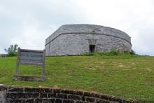 Пушкам ... незачем палить