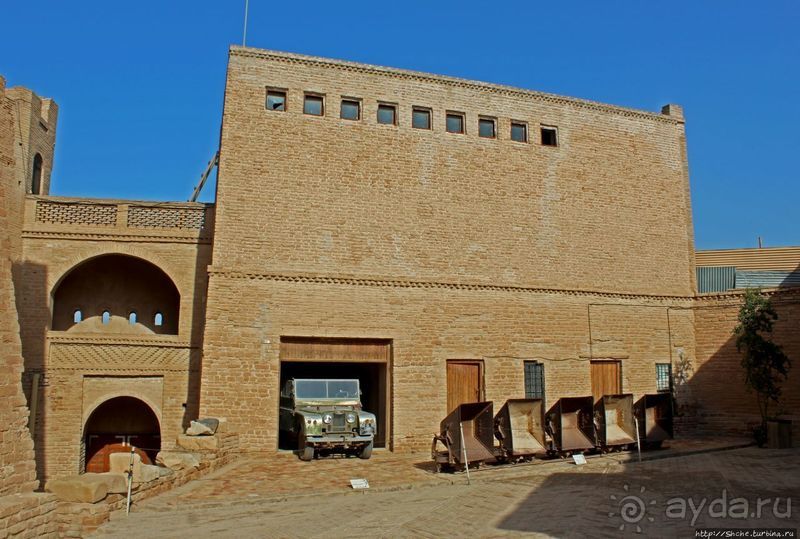 Французский замок Шуш — пример донаучной эры археологии