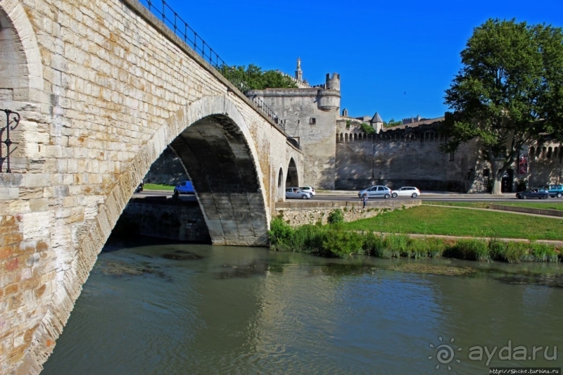 Альбом истории ""Sur le pont d'Avignon" — на мосту Авиньона, мы танцуем"